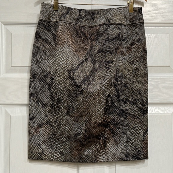 Worth Python print pencil skirt size 6 - Picture 1 of 9